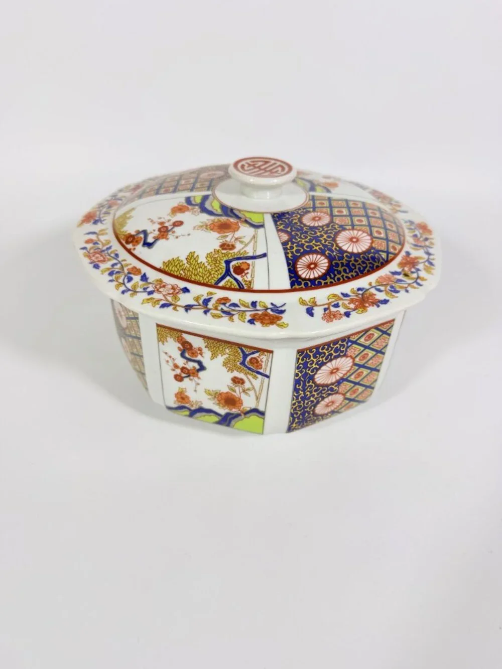 Tureen Covered Bowl Serving Dish Imari Tatung Chinaware Datong Vintage Cathay Oc